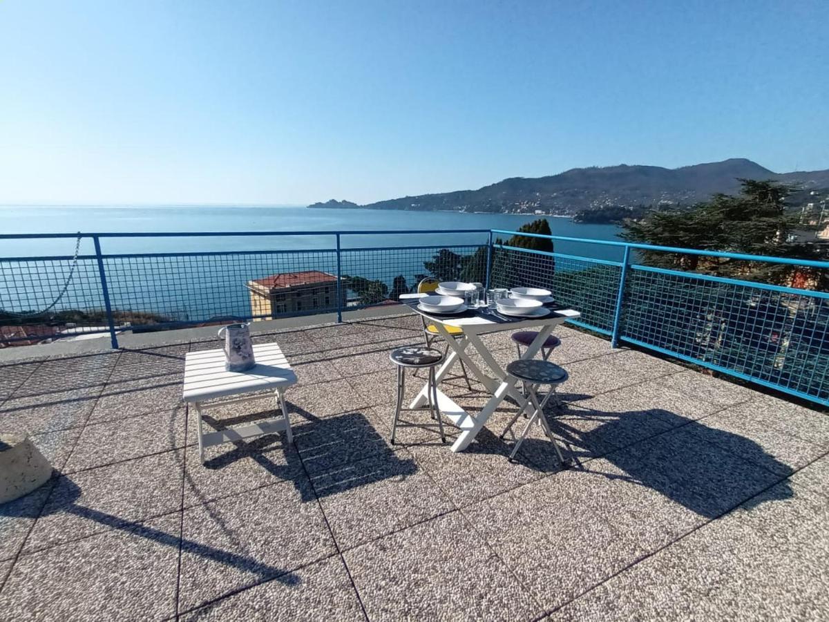 Appartamento Con Stupenda Vista Mare Zona Bristol Rapallo Kültér fotó
