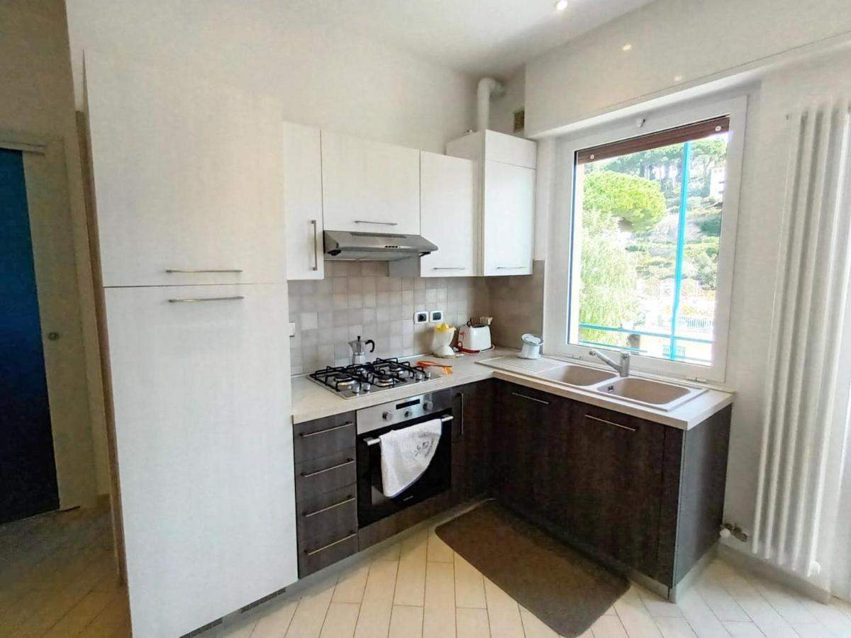 Appartamento Con Stupenda Vista Mare Zona Bristol Rapallo Kültér fotó