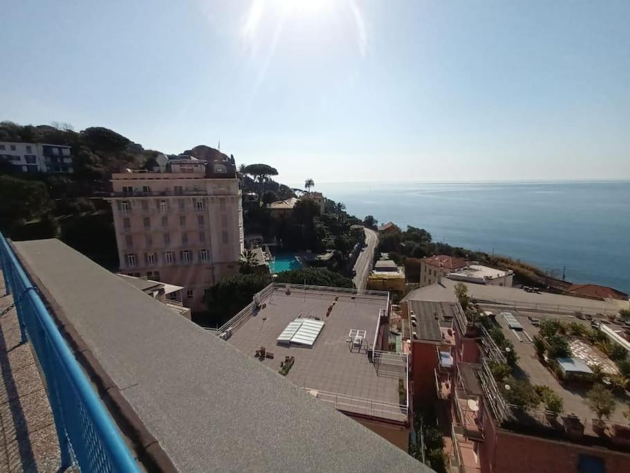 Appartamento Con Stupenda Vista Mare Zona Bristol Rapallo Kültér fotó