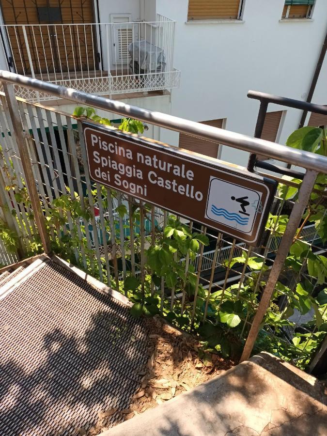 Appartamento Con Stupenda Vista Mare Zona Bristol Rapallo Kültér fotó